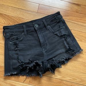 NWOT!! American Eagle - High Rise Shortie